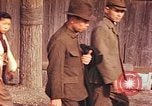 Standbild Trauerzug Nagasaki Japan, 1946, aus Sekunde 17 historischem Filmmaterial Videoclip 65675060733