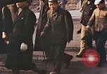 Standbild Trauerzug Nagasaki Japan, 1946, aus Sekunde 42 historischem Filmmaterial Videoclip 65675060733