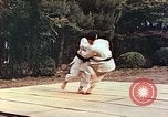 Standbild Judo Übung Japan, 1946, aus Sekunde 9 historischem Filmmaterial Videoclip 65675060737
