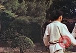 Standbild Judo Übung Japan, 1946, aus Sekunde 48 historischem Filmmaterial Videoclip 65675060737