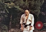 Standbild Judo Übung Japan, 1946, aus Sekunde 59 historischem Filmmaterial Videoclip 65675060737
