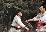 Standbild Judo Übung Japan, 1946, aus Sekunde 61 historischem Filmmaterial Videoclip 65675060737