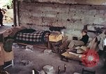 Immagine di Medics giapponese Nagasaki Giappone, 1945, secondo 13 filmato di repertorio 65675060747