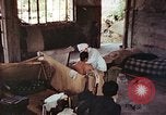 Immagine di Medics giapponese Nagasaki Giappone, 1945, secondo 53 filmato di repertorio 65675060747