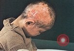 Immagine di Ragazzo giapponese Nagasaki Giappone, 1946, secondo 8 filmato di repertorio 65675060756
