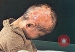 Immagine di Ragazzo giapponese Nagasaki Giappone, 1946, secondo 20 filmato di repertorio 65675060756