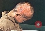 Immagine di Ragazzo giapponese Nagasaki Giappone, 1946, secondo 21 filmato di repertorio 65675060756