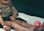 Immagine di Ragazzo giapponese Nagasaki Giappone, 1946, secondo 44 filmato di repertorio 65675060756