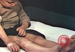 Immagine di Ragazzo giapponese Nagasaki Giappone, 1946, secondo 51 filmato di repertorio 65675060756