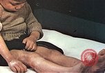 Immagine di Ragazzo giapponese Nagasaki Giappone, 1946, secondo 55 filmato di repertorio 65675060756