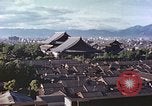 Immagine di Higashi Honganji tempio buddista Kyoto in Giappone, 1946, secondo 6 filmato di repertorio 65675060763