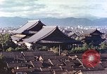 Immagine di Higashi Honganji tempio buddista Kyoto in Giappone, 1946, secondo 26 filmato di repertorio 65675060763