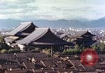 Immagine di Higashi Honganji tempio buddista Kyoto in Giappone, 1946, secondo 30 filmato di repertorio 65675060763
