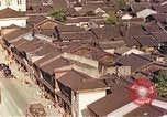 Immagine di Shijo Street Kyoto in Giappone, 1946, secondo 35 filmato di repertorio 65675060764
