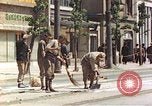 Immagine di Shijo Street Kyoto in Giappone, 1946, secondo 43 filmato di repertorio 65675060764