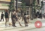 Immagine di Shijo Street Kyoto in Giappone, 1946, secondo 46 filmato di repertorio 65675060764