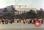 Immagine di Il popolo giapponese Tokyo Giappone, 1946, secondo 18 filmato di repertorio 65675060767