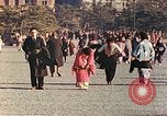 Immagine di Il popolo giapponese Tokyo Giappone, 1946, secondo 26 filmato di repertorio 65675060767