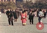 Immagine di Il popolo giapponese Tokyo Giappone, 1946, secondo 27 filmato di repertorio 65675060767