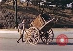 Immagine di Il popolo giapponese Tokyo Giappone, 1946, secondo 10 filmato di repertorio 65675060768