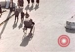 Immagine di Il popolo giapponese Tokyo Giappone, 1946, secondo 23 filmato di repertorio 65675060768