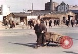 Immagine di Il popolo giapponese Tokyo Giappone, 1946, secondo 51 filmato di repertorio 65675060768