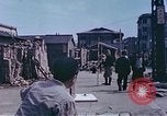 Immagine di American cargo Kobe Giappone, 1946, secondo 59 filmato di repertorio 65675060783