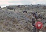 Standbild 1 Division Soldaten Afrika, 1942, aus Sekunde 15 historischem Filmmaterial Videoclip 65675060786