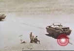Standbild Vereinigten Staaten Truppen Gela Sizilien Italien, 1943, aus Sekunde 51 historischem Filmmaterial Videoclip 65675060797
