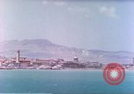 Standbild USA Konvoi Licata Sizilien Italien, 1943, aus Sekunde 54 historischem Filmmaterial Videoclip 65675060803