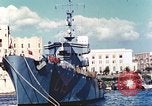 Standbild italienische Kriegsschiffe Taranto Italien, 1943, aus Sekunde 8 historischem Filmmaterial Videoclip 65675060815