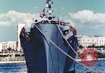 Standbild italienische Kriegsschiffe Taranto Italien, 1943, aus Sekunde 12 historischem Filmmaterial Videoclip 65675060815