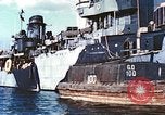 Standbild italienische Kriegsschiffe Taranto Italien, 1943, aus Sekunde 53 historischem Filmmaterial Videoclip 65675060815