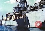 Standbild italienische Kriegsschiffe Taranto Italien, 1943, aus Sekunde 61 historischem Filmmaterial Videoclip 65675060815