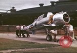 Image US Army mechanics assembler suédois plans poursuite-35A P Philippines, 1941, de la seconde 6 séquences d'archives historiques vidéo 65675060825