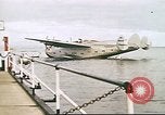 Standbild Pan American California Clipper Flugboot landet und Docks Philippinen, 1941, aus Sekunde 60 historischem Filmmaterial Videoclip 65675060830