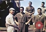 Image US Army 17e Escadron de Poursuite P-35 avions et un B-17 Philippines, 1941, de la seconde 17 séquences d'archives historiques vidéo 65675060831