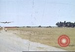 Image US Army 17e Escadron de Poursuite P-35 avions et un B-17 Philippines, 1941, de la seconde 51 séquences d'archives historiques vidéo 65675060831