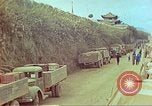 Standbild USA Lkws China, 1941, aus Sekunde 48 historischem Filmmaterial Videoclip 65675060837