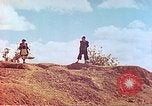 Standbild Katchin Bergsteiger Paoshan China, 1941, aus Sekunde 52 historischem Filmmaterial Videoclip 65675060843
