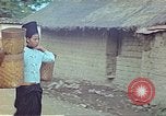 Image Shan tribu gens Paoshan Chine, 1941, de la seconde 29 séquences d'archives historiques vidéo 65675060845