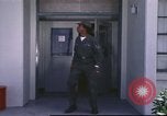 Standbild USA airmen California United States USA, 1976, aus Sekunde 18 historischem Filmmaterial Videoclip 65675060870