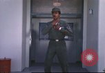 Standbild USA airmen California United States USA, 1976, aus Sekunde 23 historischem Filmmaterial Videoclip 65675060870