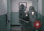 Standbild USA Mediziner California United States USA, 1976, aus Sekunde 8 historischem Filmmaterial Videoclip 65675060881