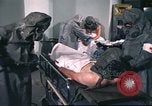 Standbild USA Mediziner California United States USA, 1976, aus Sekunde 13 historischem Filmmaterial Videoclip 65675060882