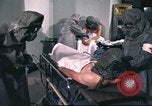 Standbild USA Mediziner California United States USA, 1976, aus Sekunde 15 historischem Filmmaterial Videoclip 65675060882
