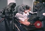 Standbild USA Mediziner California United States USA, 1976, aus Sekunde 21 historischem Filmmaterial Videoclip 65675060882