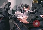 Standbild USA Mediziner California United States USA, 1976, aus Sekunde 55 historischem Filmmaterial Videoclip 65675060882