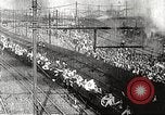 Image troupe japonaise train au départ Chine, 1938, de la seconde 24 séquences d'archives historiques vidéo 65675060888