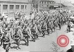 Image troupe japonaise train au départ Chine, 1938, de la seconde 61 séquences d'archives historiques vidéo 65675060888